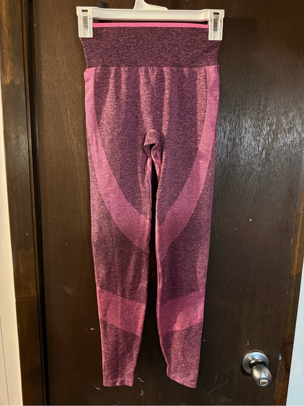 PINK Victoria's Secret Girls' Two-Tone Pink Seamless Leggings